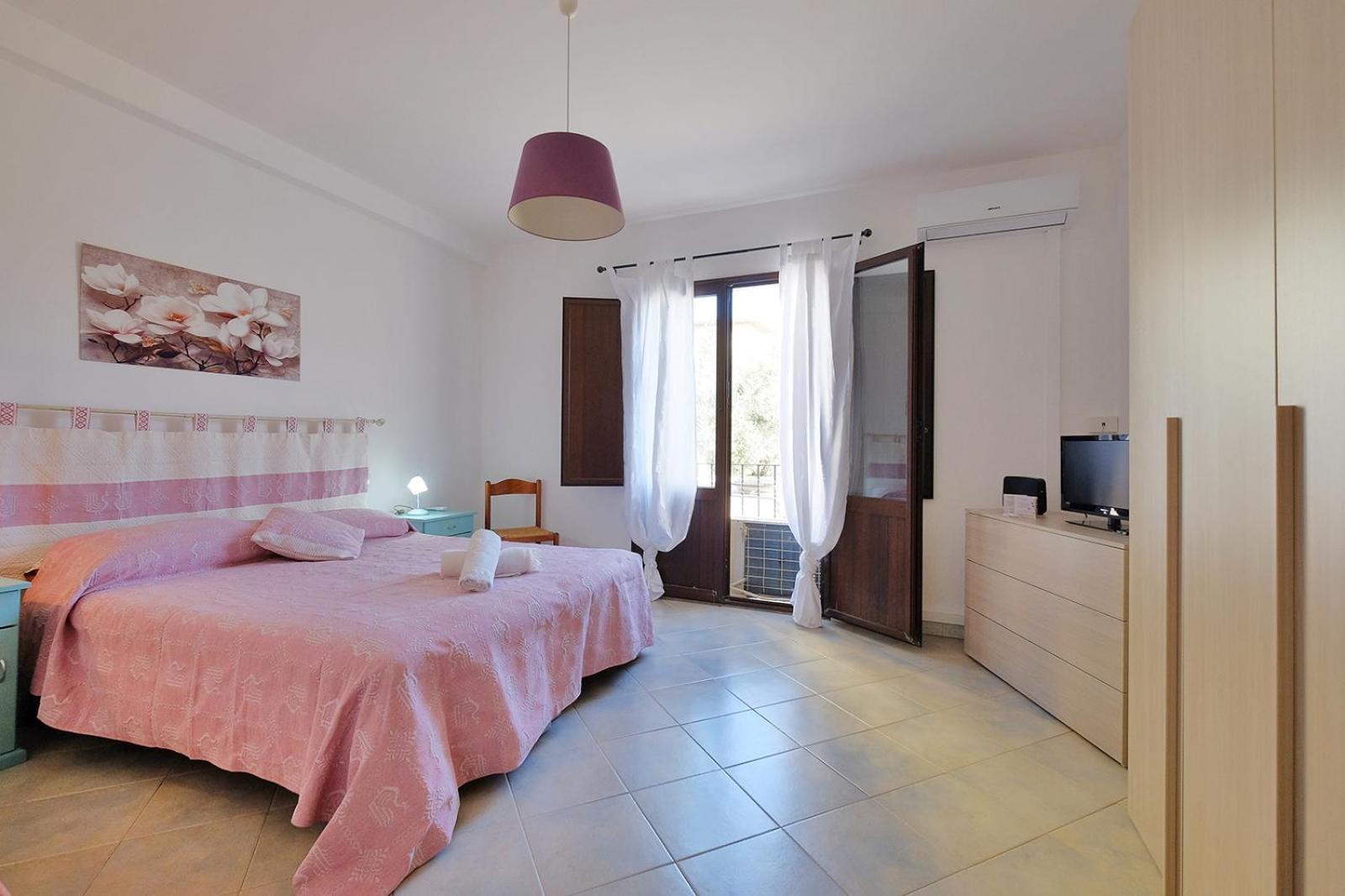Su Nuraghe Hotel Sant'Anna Arresi Eksteriør billede