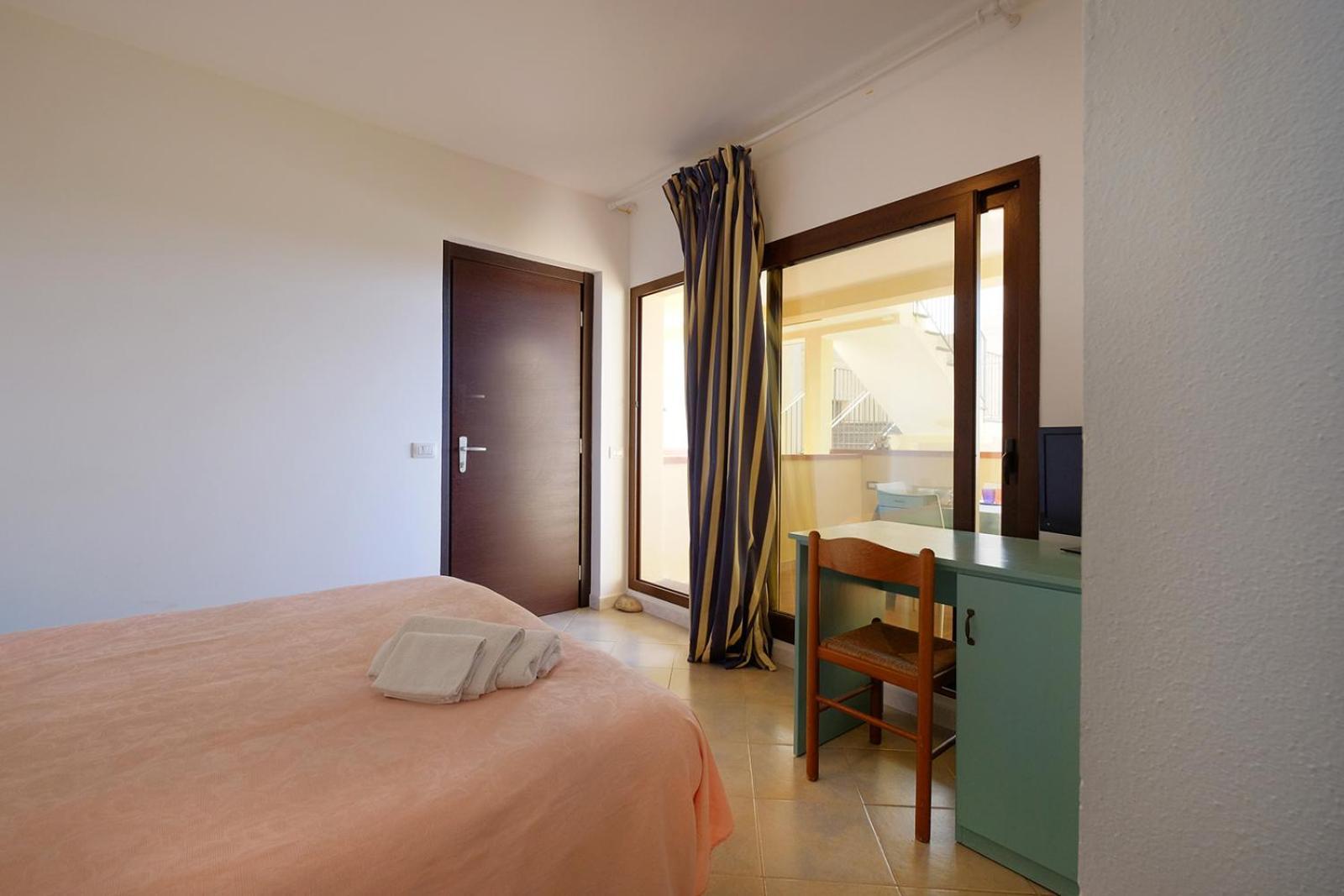 Su Nuraghe Hotel Sant'Anna Arresi Eksteriør billede