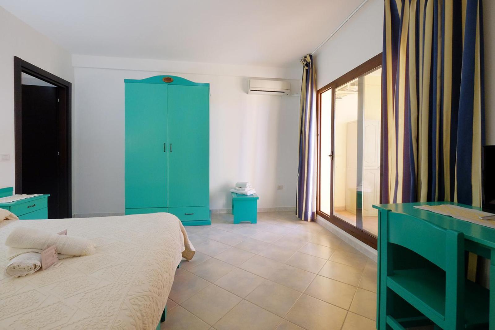 Su Nuraghe Hotel Sant'Anna Arresi Eksteriør billede